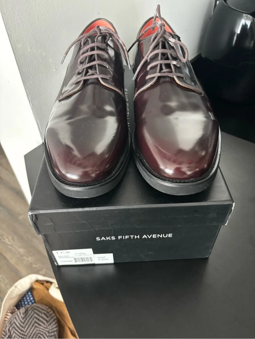 Saks Fifth Avenue Men’s Dark Bordeaux Leather Derby Shoes 11.5 new /never worn